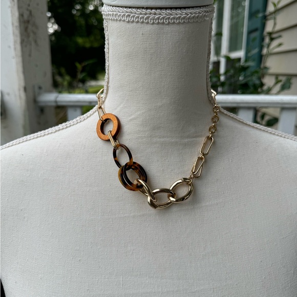 MIKE GOLD STATEMENT NECKLACE - Picture 2 of 6